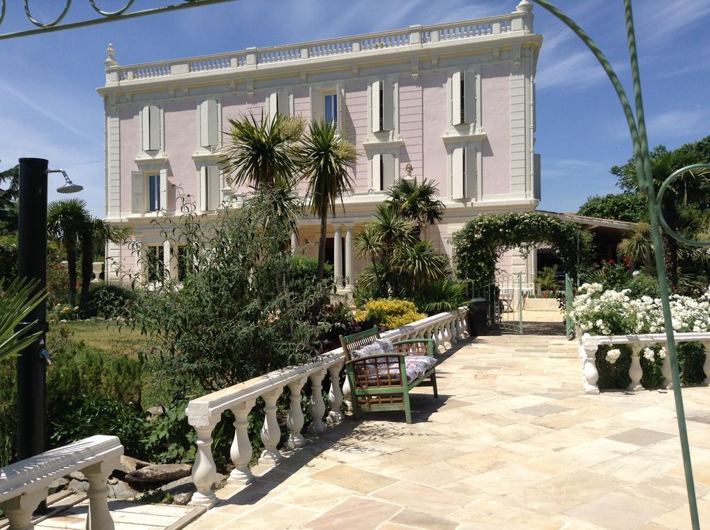 Chateau La Roque Margaux Hotel Servian Zewnętrze zdjęcie